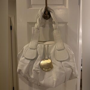 Elegant White GUSTTO leather Shoulder Bag with Gold Detail
